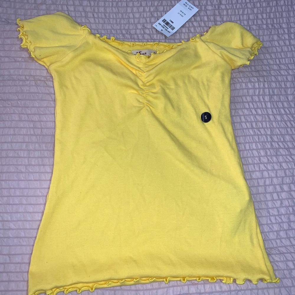 Yellow Hollister Off the shoulder top